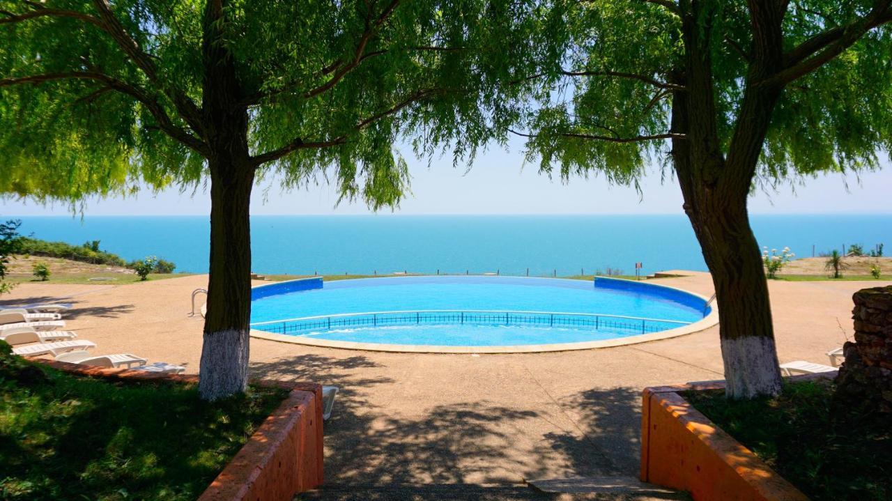 Морски Апартаменти Джулай Морнинг - July Morning Sea View Apartments カヴァルナ エクステリア 写真