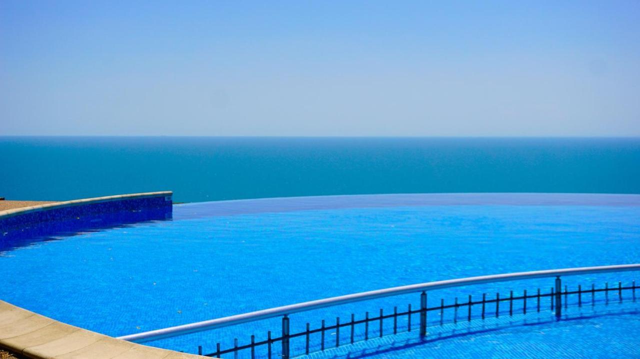 Морски Апартаменти Джулай Морнинг - July Morning Sea View Apartments カヴァルナ エクステリア 写真