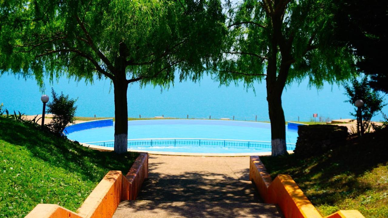 Морски Апартаменти Джулай Морнинг - July Morning Sea View Apartments カヴァルナ エクステリア 写真
