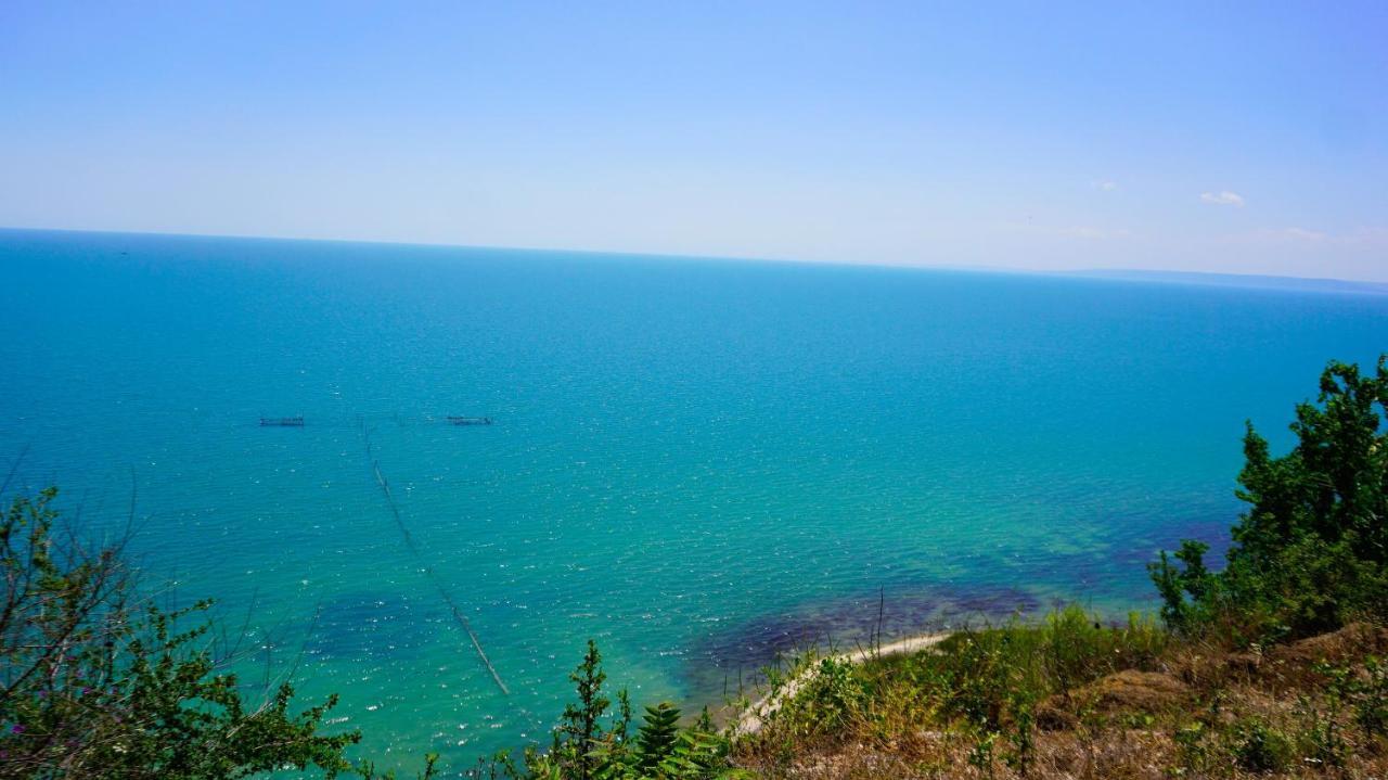 Морски Апартаменти Джулай Морнинг - July Morning Sea View Apartments カヴァルナ エクステリア 写真