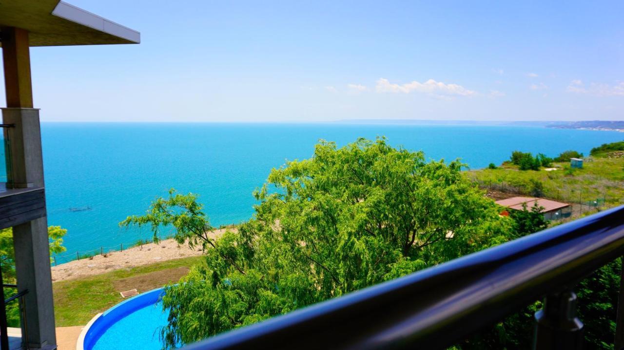 Морски Апартаменти Джулай Морнинг - July Morning Sea View Apartments カヴァルナ エクステリア 写真