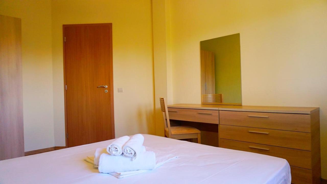Морски Апартаменти Джулай Морнинг - July Morning Sea View Apartments カヴァルナ エクステリア 写真